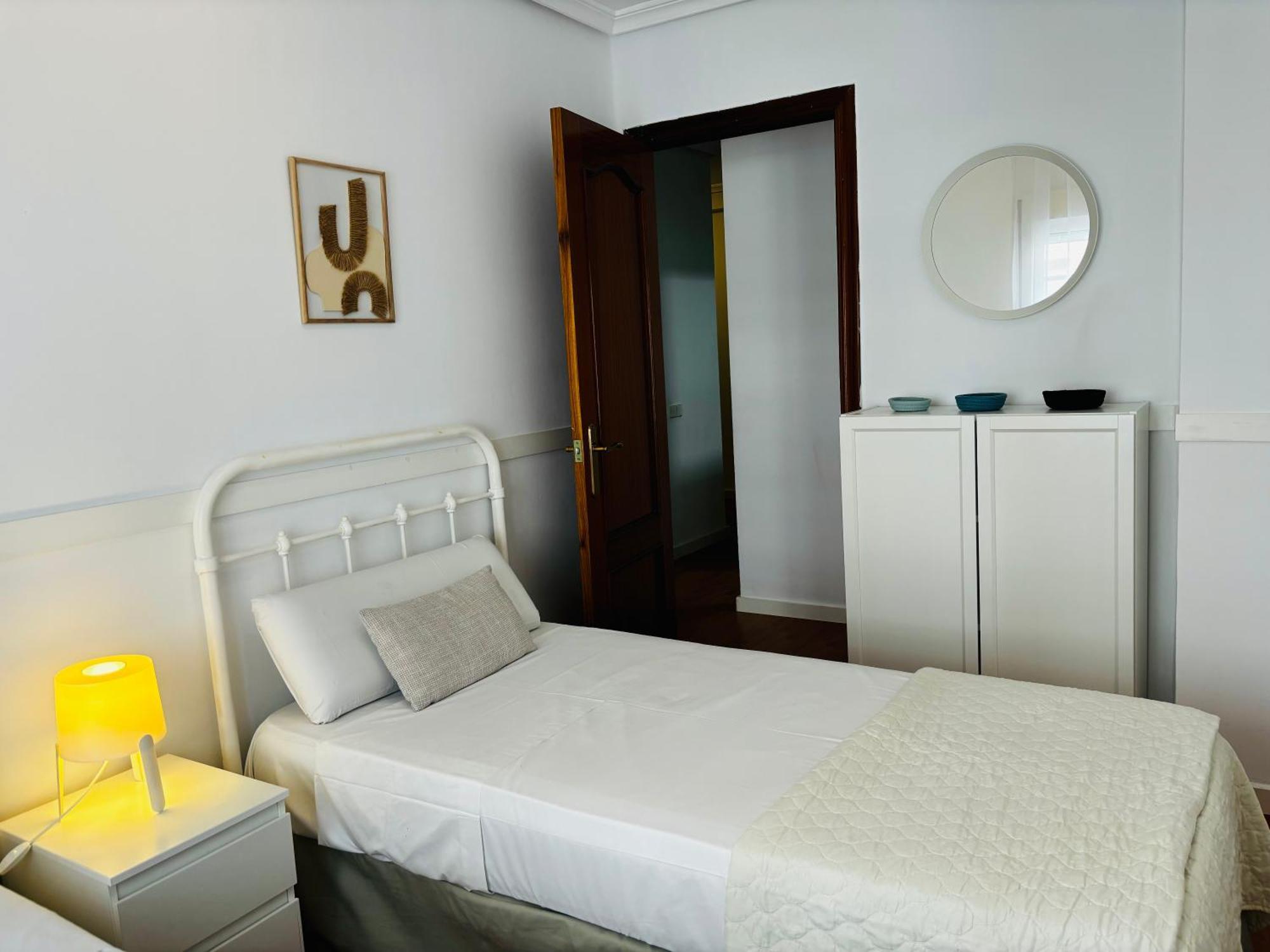 Travel Habitat Mestalla Valencia Eksteriør billede